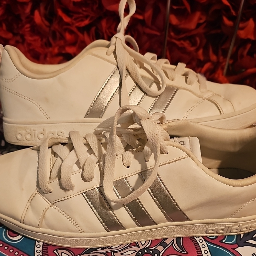 Adidas White and Silver Sneakers Size 8